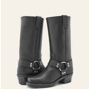 FRYE boots, 9.5 M, black